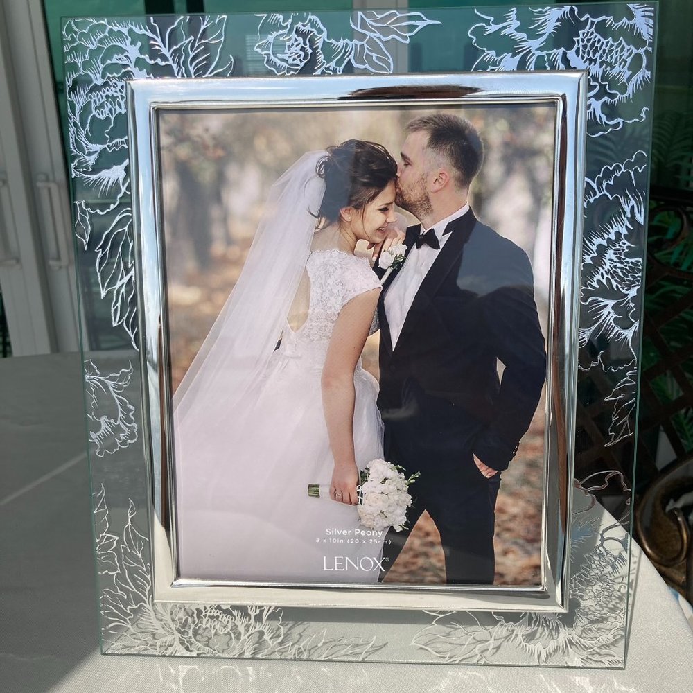 Lenox Silver Peony 8 x 10" Picture Frame w Etched Floral Applique-Made in Italy